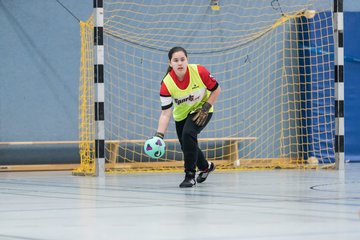 Bild 221 - C-Juniorinnen 2 Loewinnen Cup